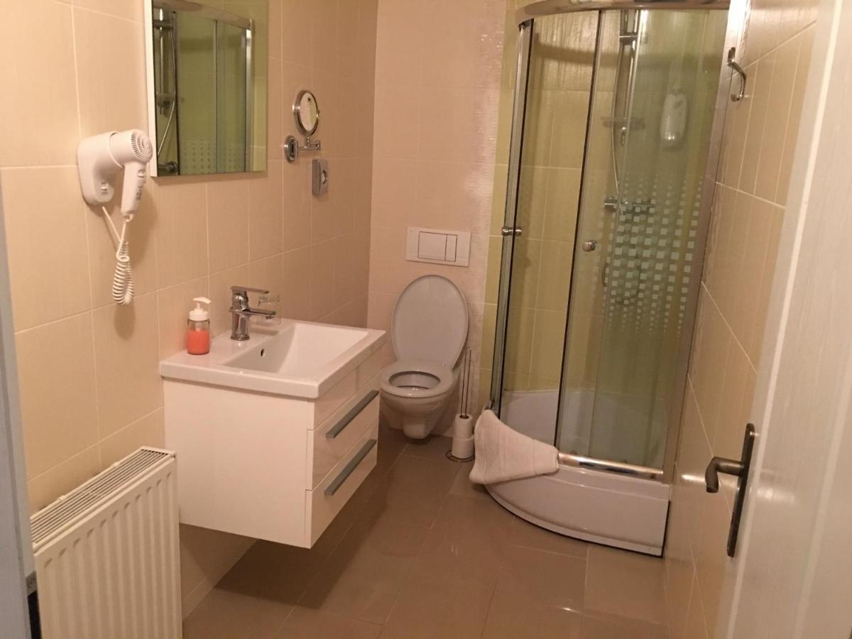 ForRest hotel Chomutov Eksteriør bilde